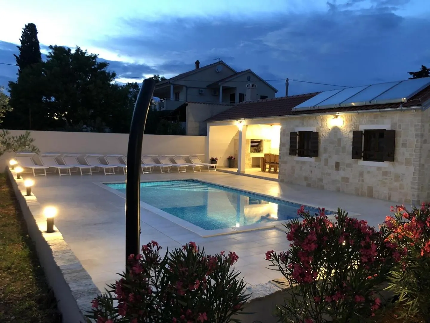 Villa Stella - Crowonder Luxury Rent Turanj Croácia